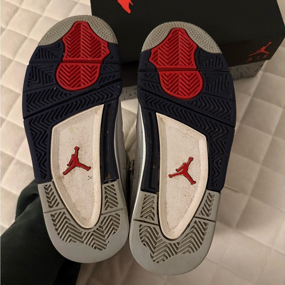 Jordan 4 Midnight Navy (GS)
Size 4.5Y / Women’s 6 - Picture 4 of 6